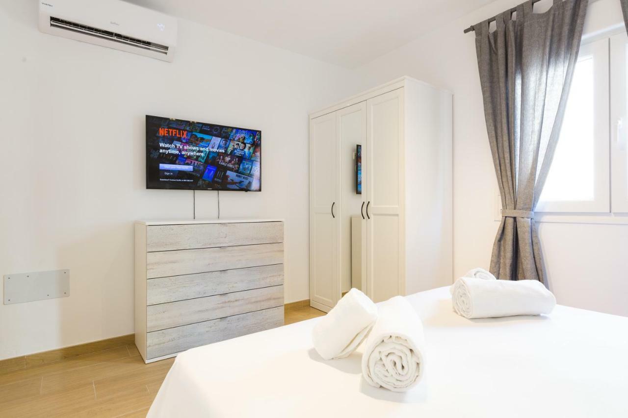 Picasso Daisy Apartamento Fuengirola Exterior foto